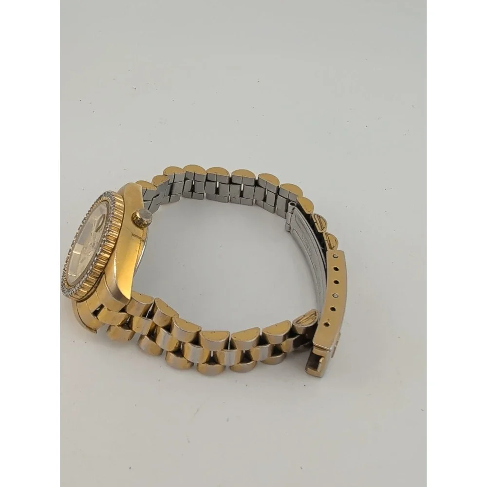 Vintage Gruen Women's Watch 26mm Case Crystal Bezel 6.75